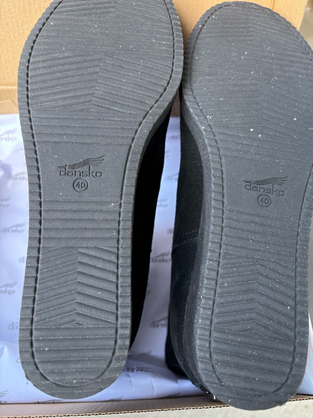 Dansko Women’s Stephanie Waterproof Black Suede Ankle Boots NIB - Picture 5 of 5